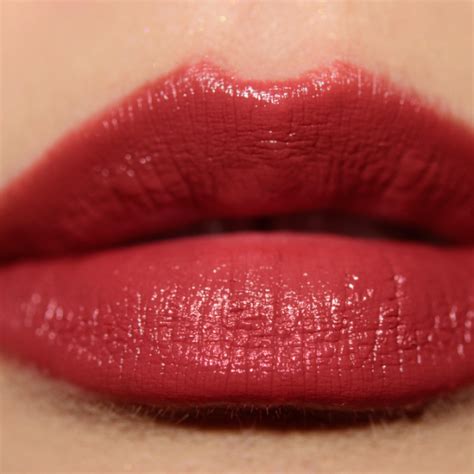 rum raisin lipstick dupe